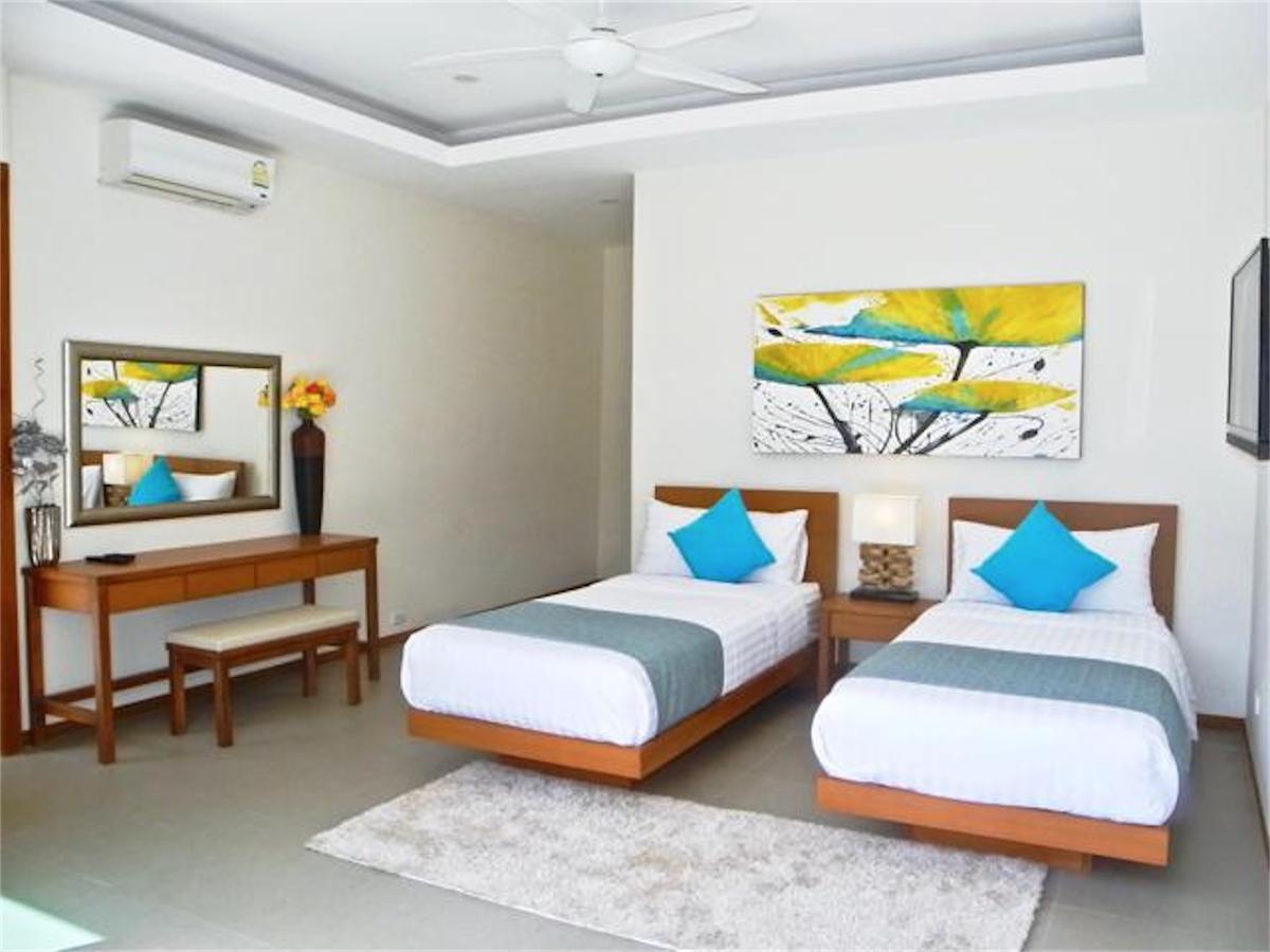 Ka Villa Rawai : Peaceful 4 Bedrooms Nai Harn エクステリア 写真