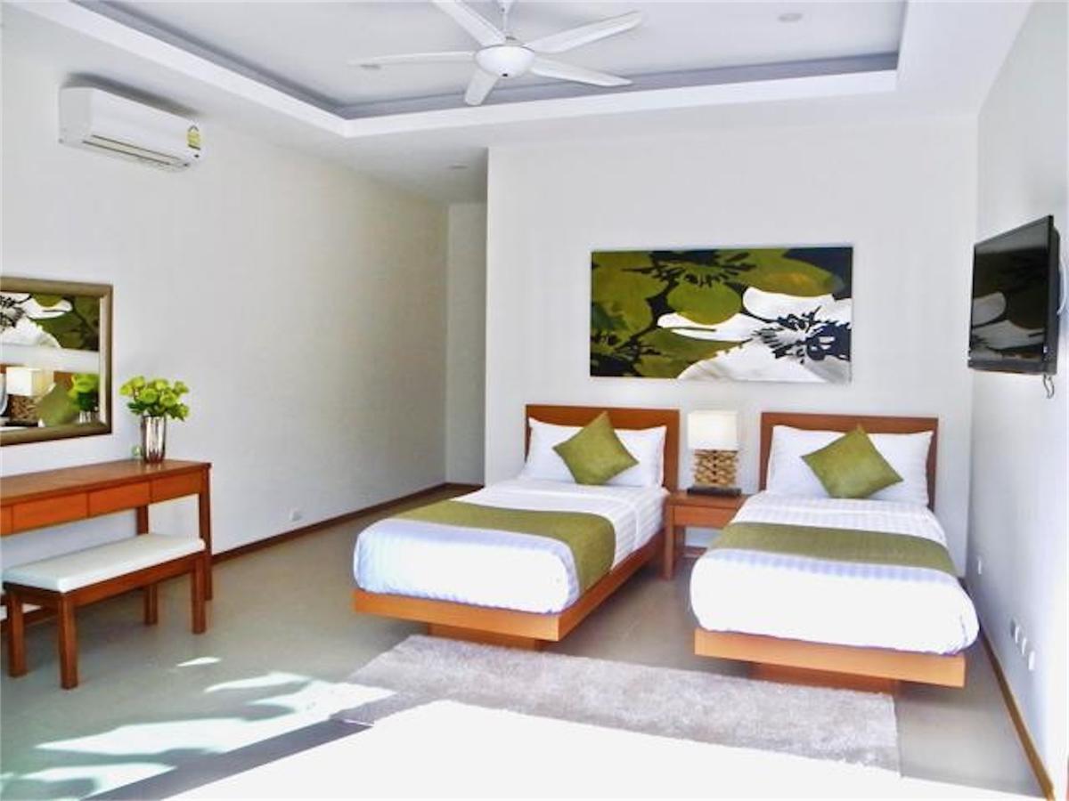 Ka Villa Rawai : Peaceful 4 Bedrooms Nai Harn エクステリア 写真